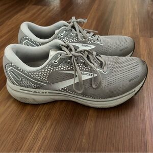 Women’s Brooks Cushion Shoes